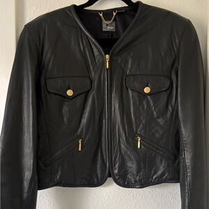 BEAUTIFUL LizWear Black Leather Short Jacket  Sz Large Excellent Condition.
